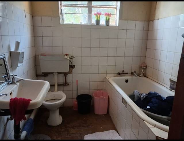 5 BEDROOM APARTMENT BLOCK FOR SALE IN WESTENBURG